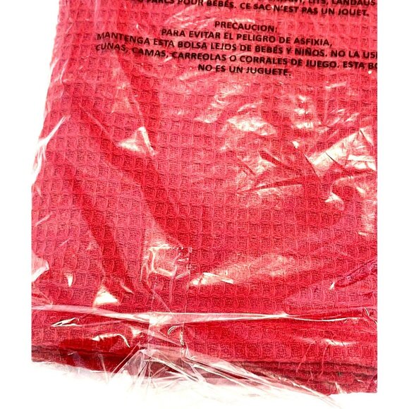 Red Holiday Christmas Gnome For The Holidays Kitchen Dish Tea Towels 2 Pack NWT - Picture 6 of 9